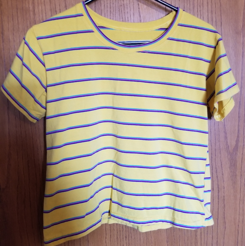 Yellow t-shirt with pink/blue/turquoise stripes